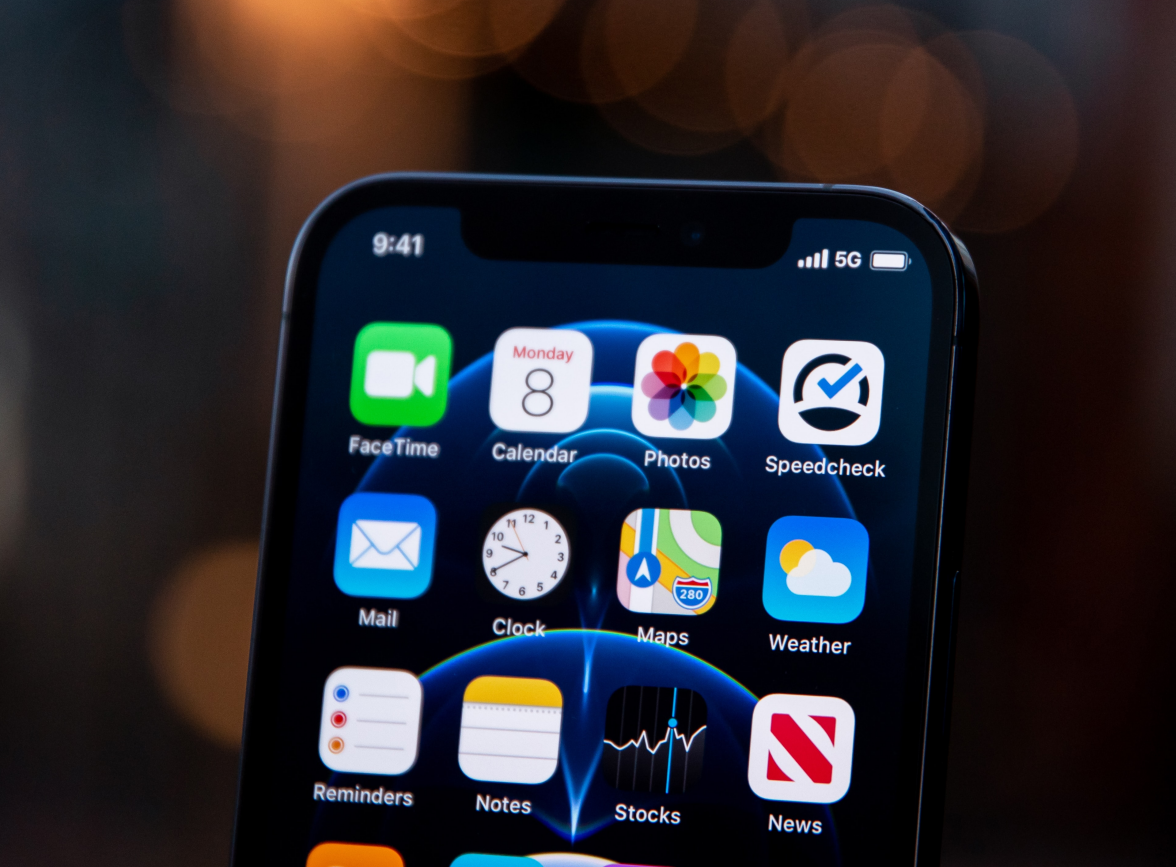 萍乡苹果手机维修分享为什么 iPhone 12 在冬季会自动关机 