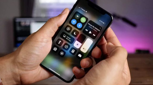 萍乡苹果手机维修分享iPhone 12信号差怎么办 