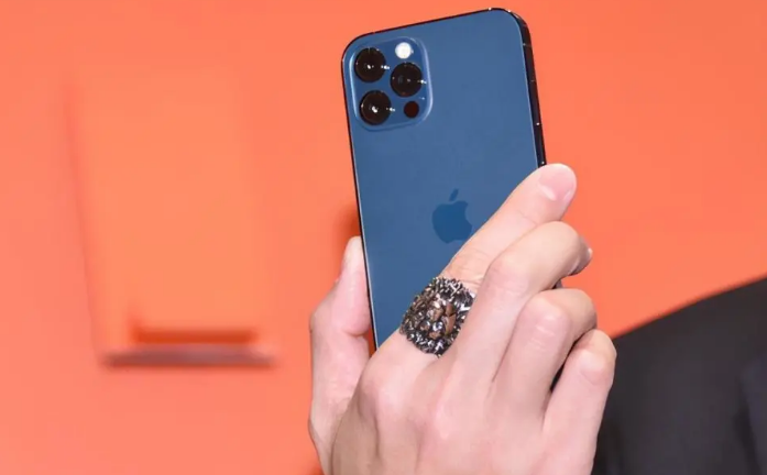 萍乡苹果手机维修分享iPhone12系列重启方法教程 