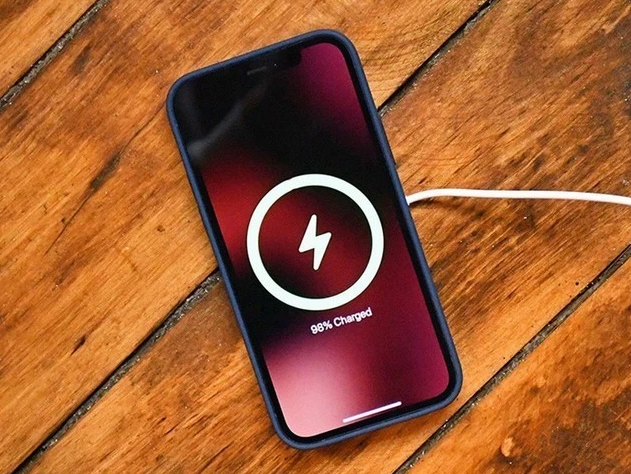 萍乡苹果手机维修分享iPhone 12可以随便充电吗 